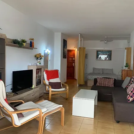 En Cristianos Edificio Guayero