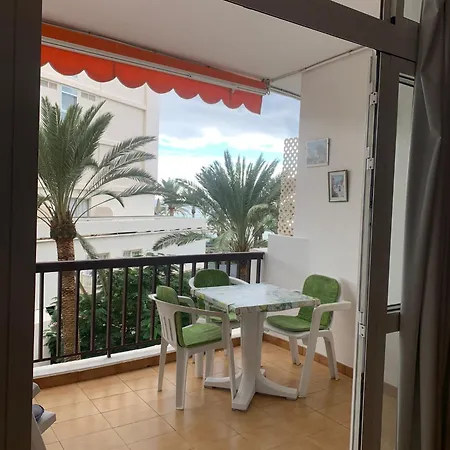 En Cristianos Edificio Guayero Апартаменты *