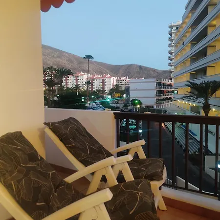 アパート En Cristianos Edificio Guayero *